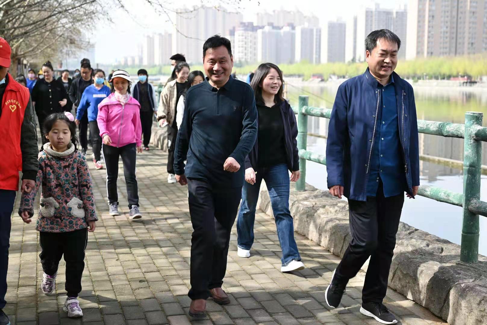 dfb74cf363431177168089f8a678da9 dfb74cf363431177168089f8a678da9.jpg