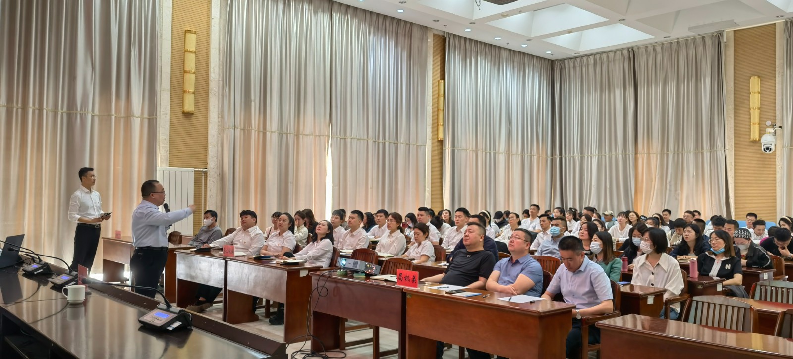 d590d7d2613a2f54fb6e4e8e03811f7