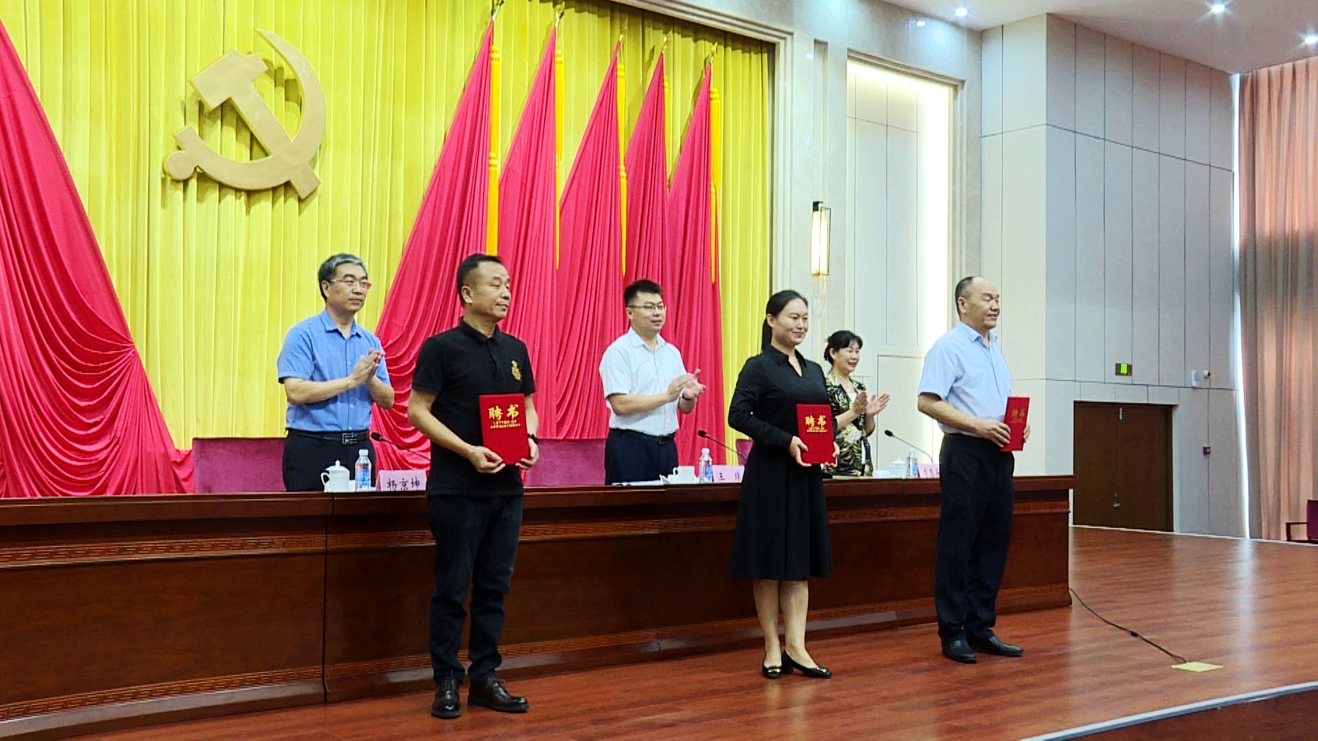 01_conew1 01_conew1.jpg