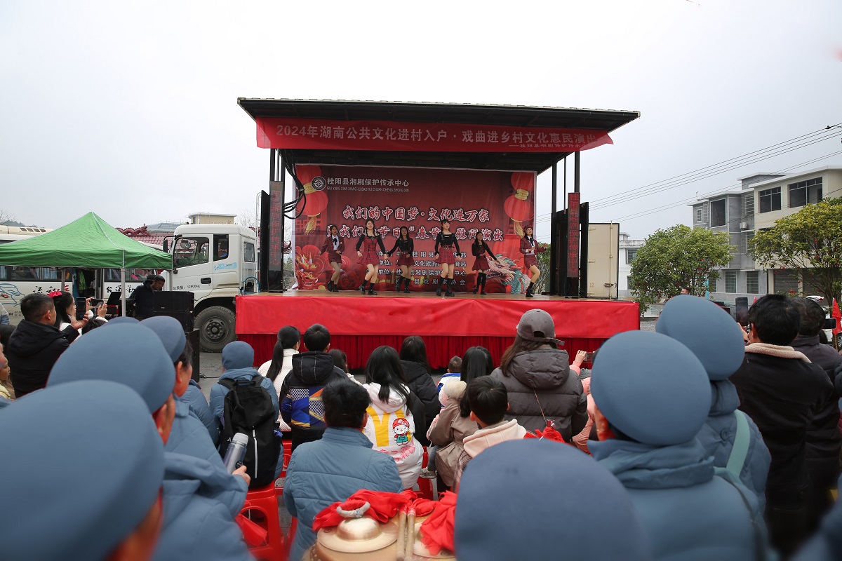 2月29日浩塘镇(歌舞)P 2月29日浩塘镇(歌舞)P.jpg