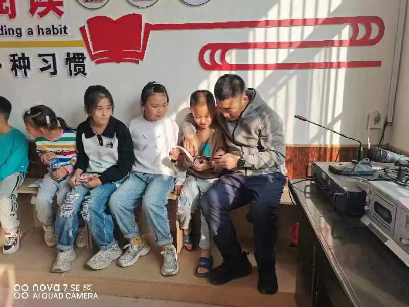 d2ea862389e9e594c4245b29f78d8d6.jpg