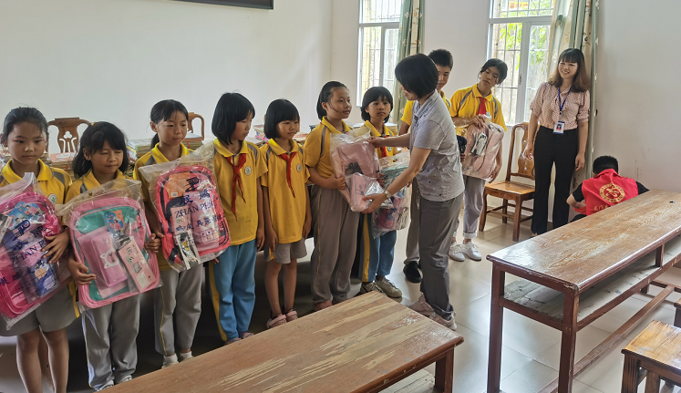 1621929672(1) 1621929672(1)