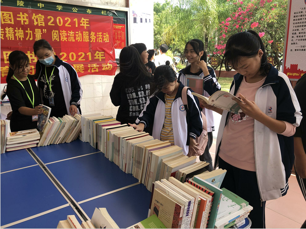 1634803329(1) 1634803329(1)