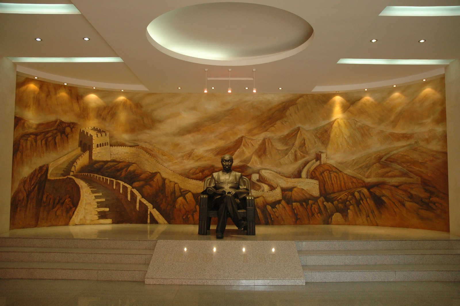 5董必武纪念馆序厅 5董必武纪念馆序厅