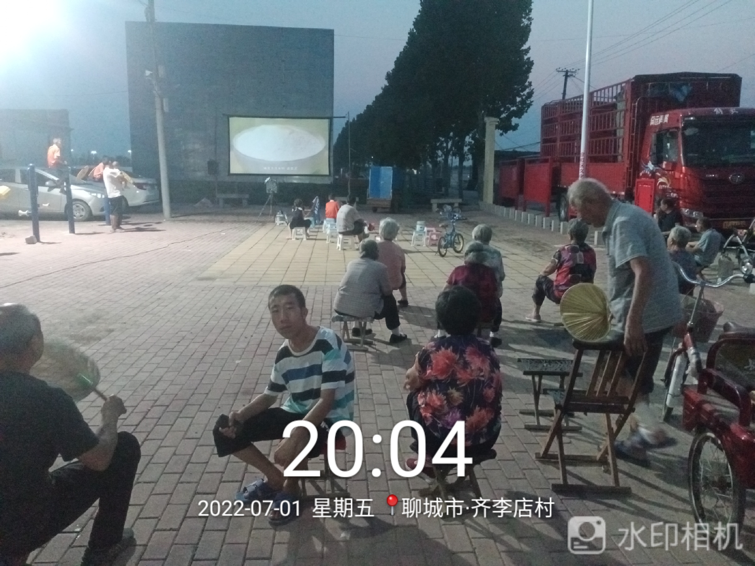 【度假区】度假区农村公益电影放映走进朱老庄镇齐里店村