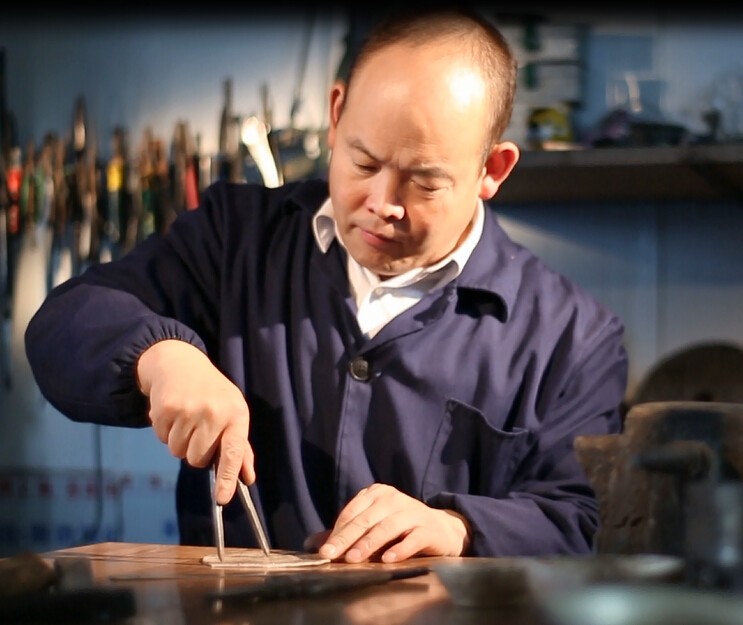 湟中-何满-银铜器制作与鎏金技艺-国家及代表性传承人2