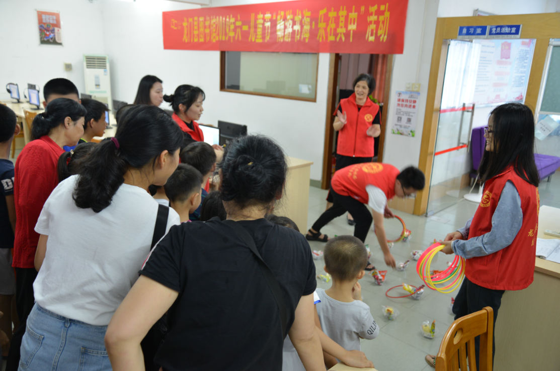 1559443847(1) 1559443847(1)