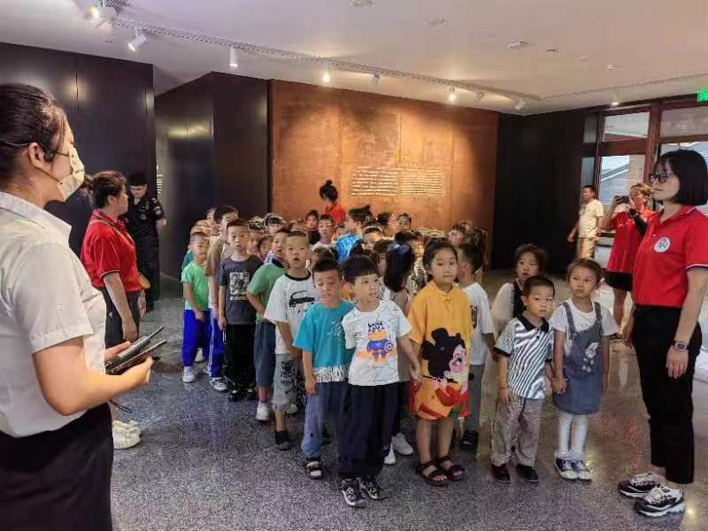 bfd40219105817a52575ff42c30431a