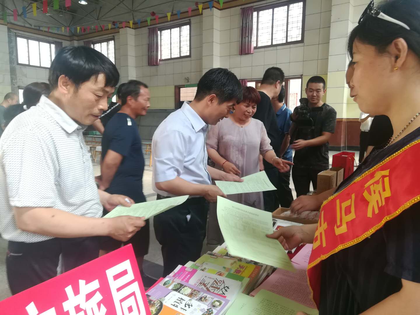 62410d78ee7aa6de1b2f1228bc5694b