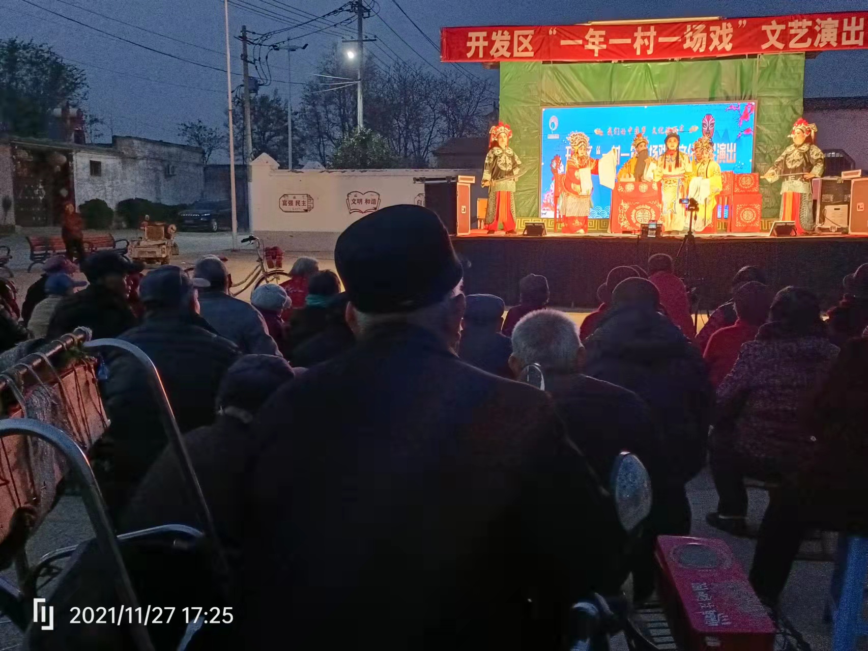 f6e9a389418a82d9515f690a8004a22 f6e9a389418a82d9515f690a8004a22.jpg