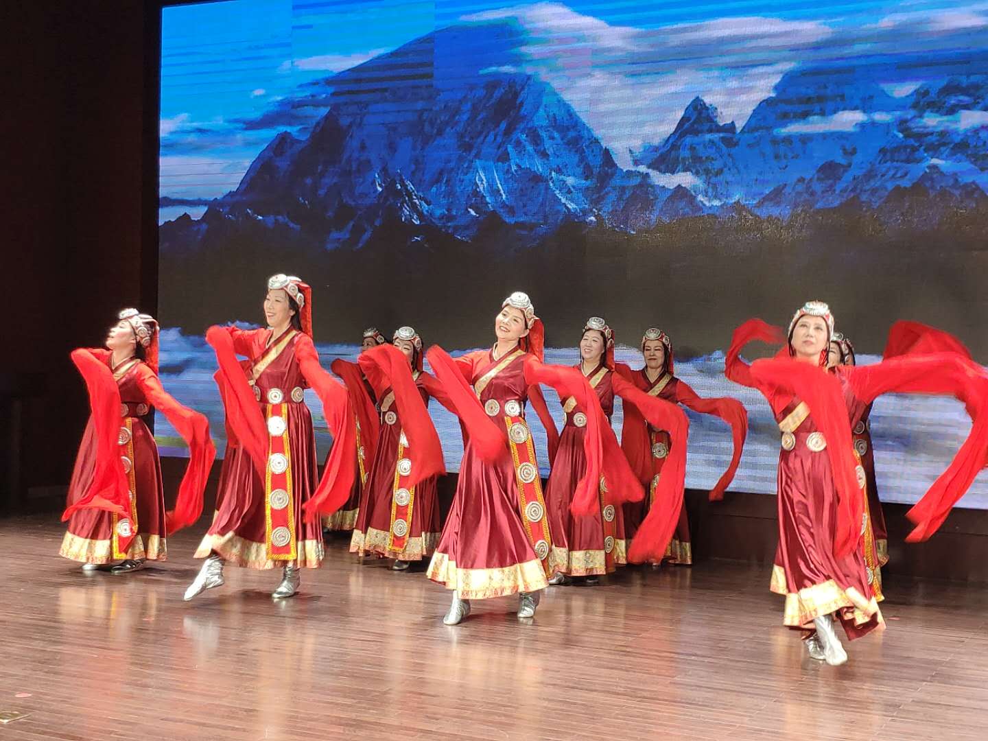 公益舞蹈班《雪域飞舞》