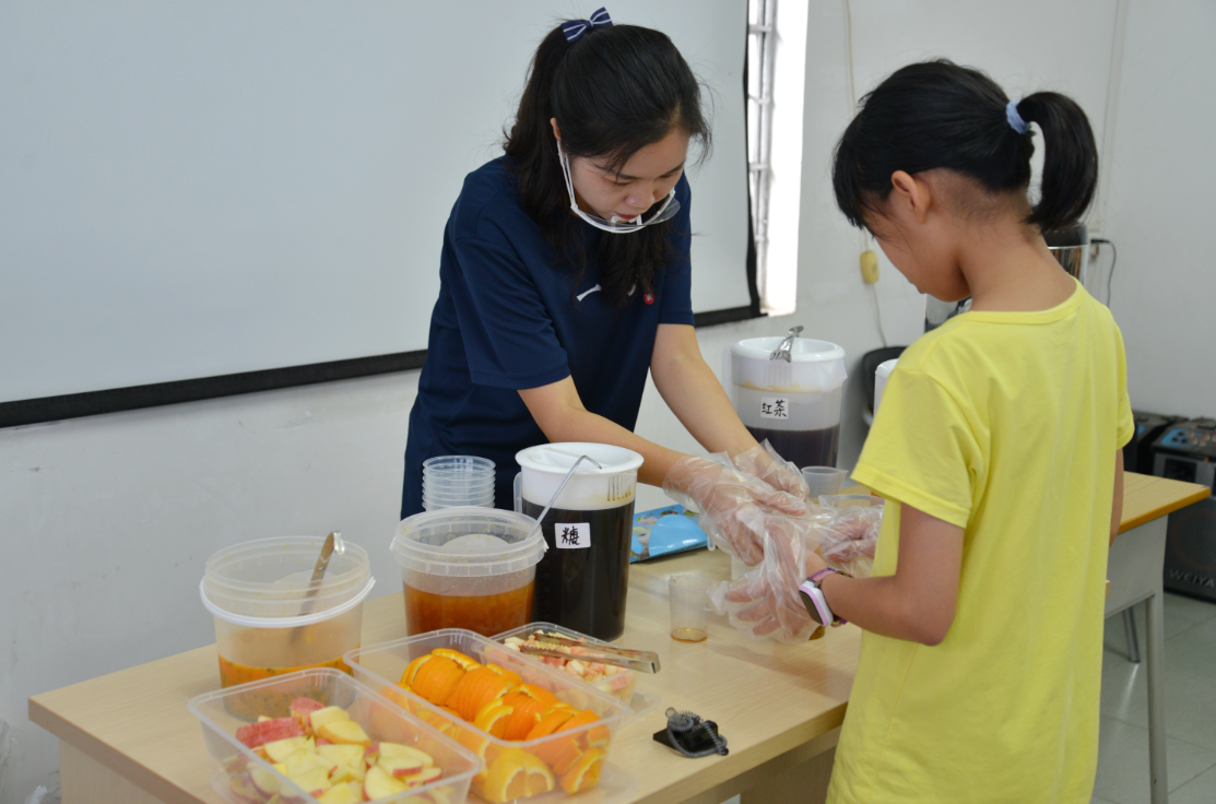 1563936778(1) 1563936778(1)