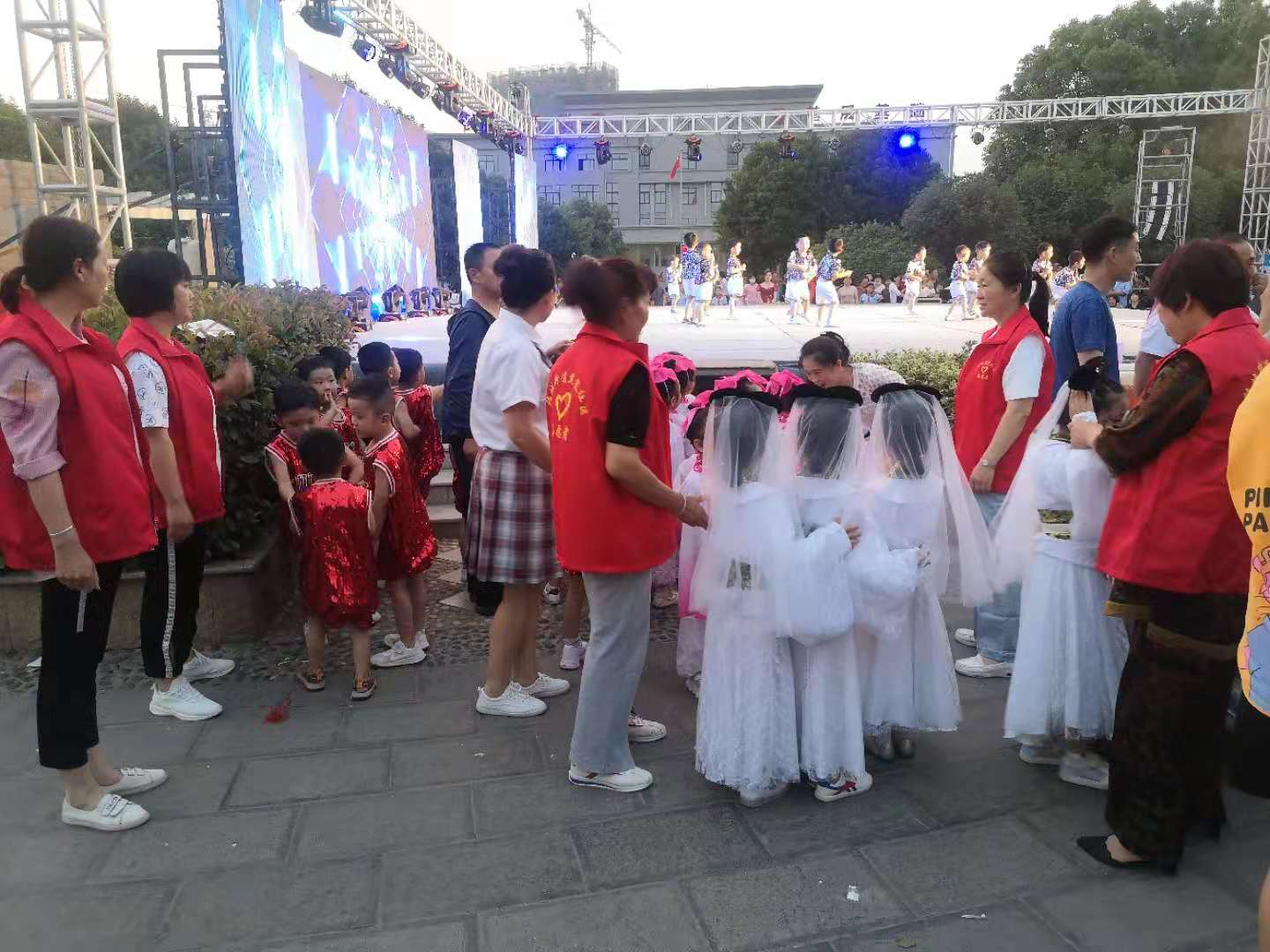 六一儿童节文艺汇演演出活动