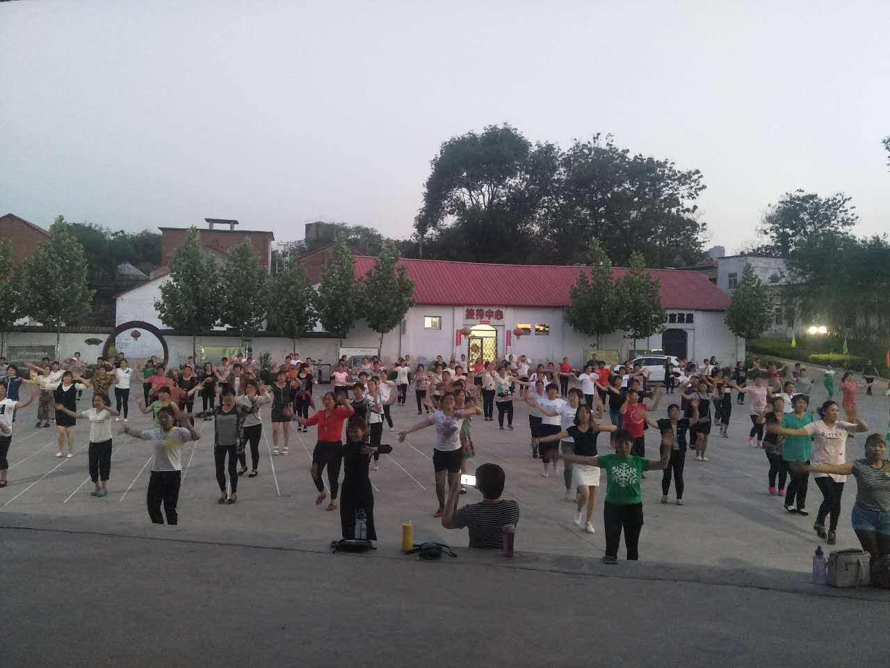 37广场舞培训.jpg