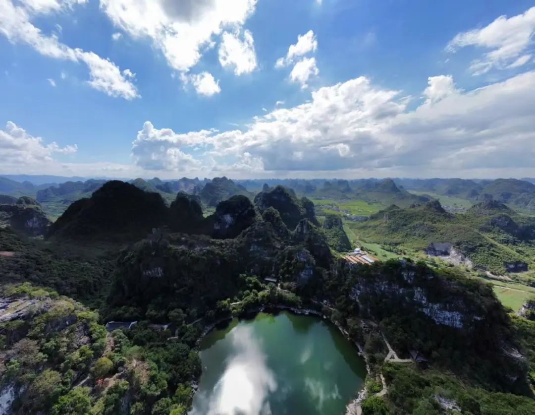 2022-12-28_我是武宣,请叫我“广西全域旅游示范区”!_8 2022-12-28_我是武宣,请叫我“广西全域旅游示范区”!_8.jpg