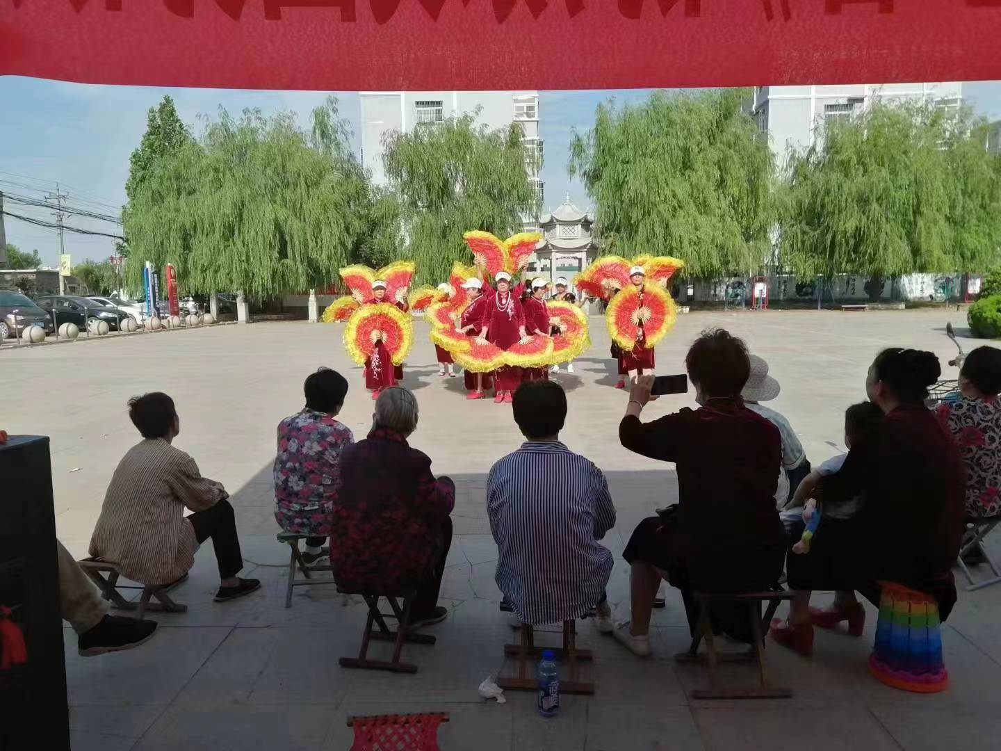 【莘县】朝城镇开展我们的中国梦文化进万家志愿者文艺巡演活动