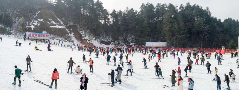 桃花冲滑雪世界11.jpg