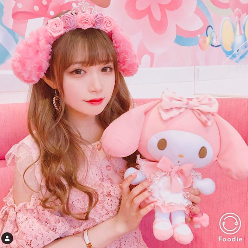 少女心喷发!樱花妹yuupyon造型好梦幻,就像童话中的甜美公主