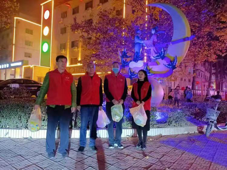 811d24c9e31d4a5c8327f7967a63f8c