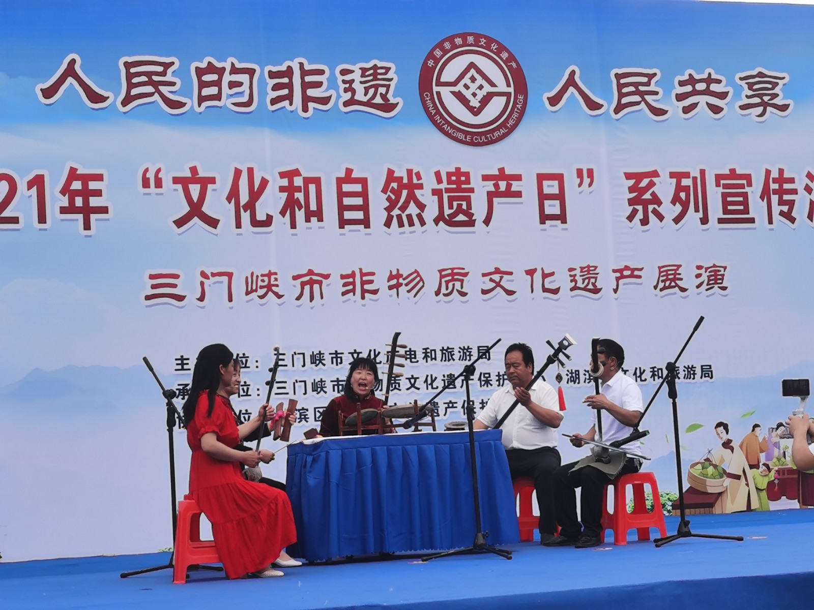 ad136a0fcb6e9598207e9ea1364edda