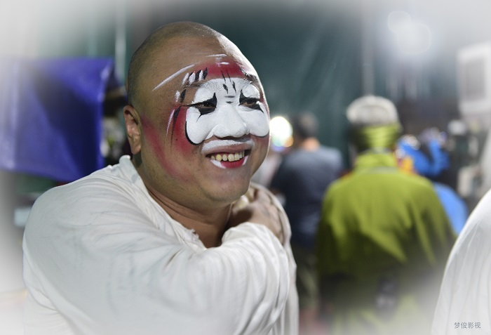 《台前幕后》组照(吴向俊摄) (3)