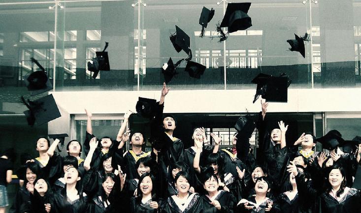 《致毕业生》系列
