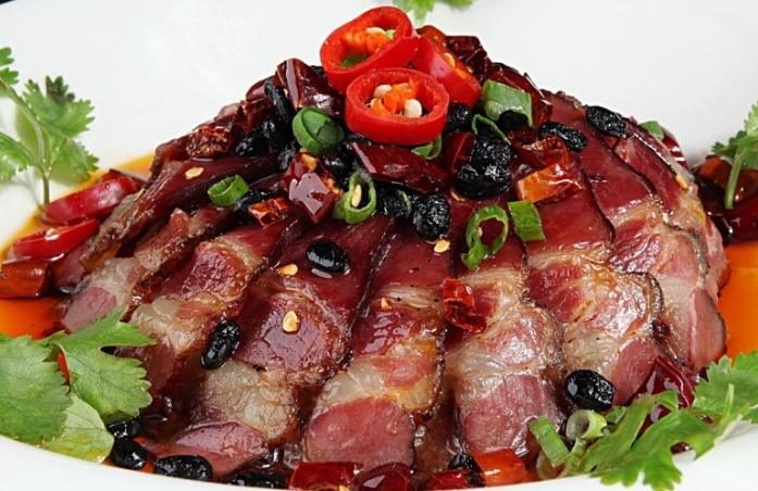 豆豉剁椒蒸腊肉.png