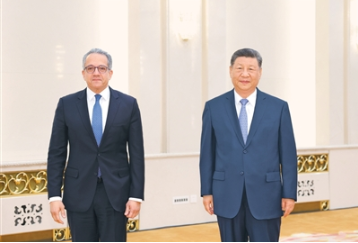 5月12日下午,国家主席习近平在北京人民大会堂会见联合国教科文组织总干事阿纳尼。.png