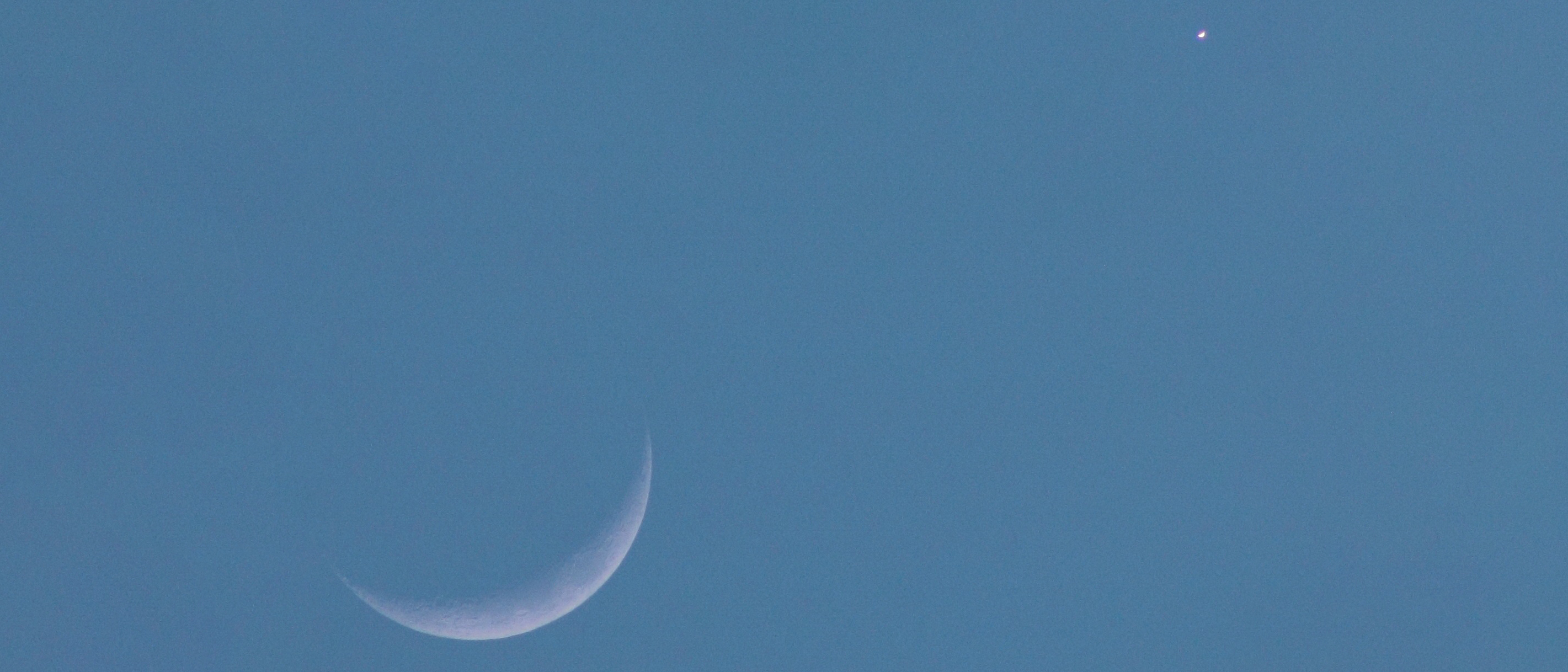 LEDA1313424靶心星系