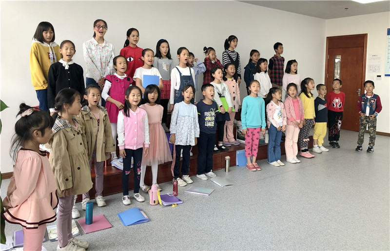 少儿合唱团排练