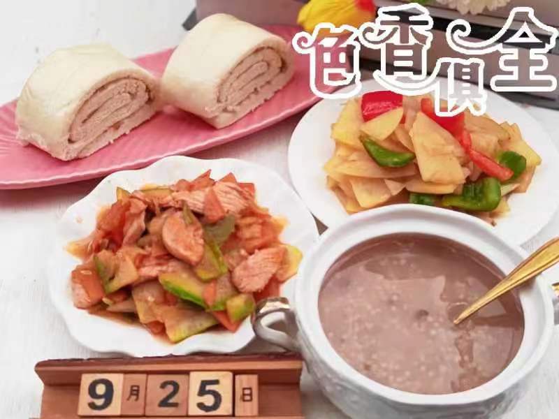 茄瓜熘肉丝干锅土豆片绿豆小米汤.jpg